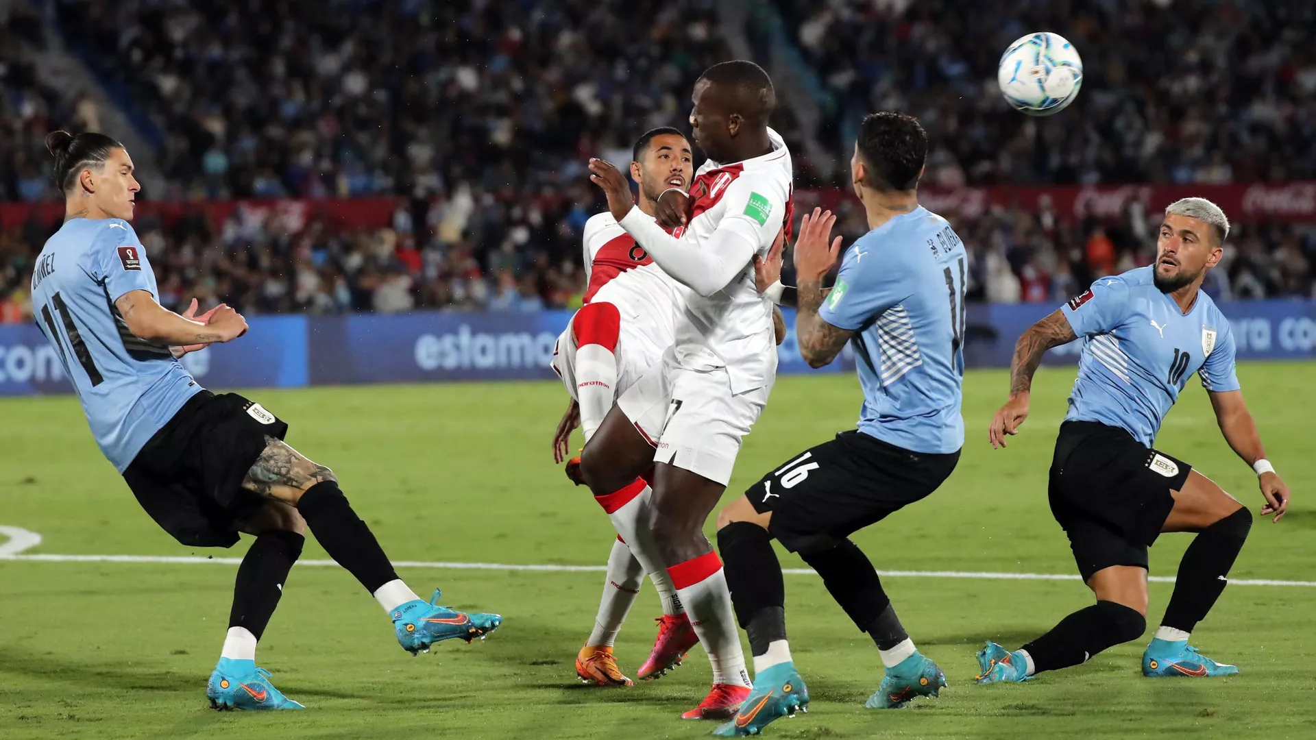 Partido Uruguay-Perú