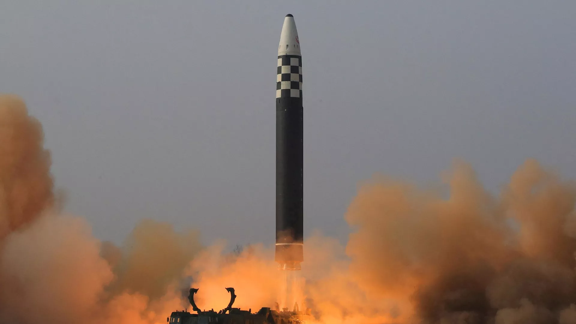 El misil balístico intercontinental Hwasong-17 de Corea del Norte