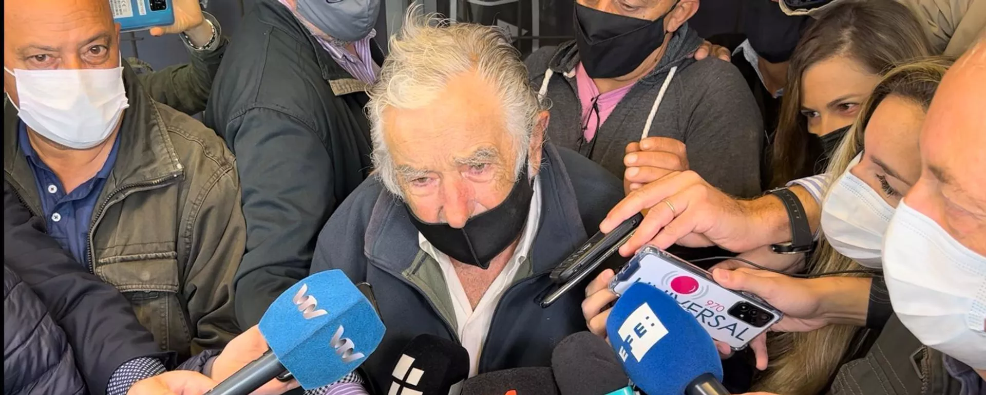 José 'Pepe' Mujica sufragó en el referéndum revocatorio de la Ley de Urgente Consideración (LUC) José 'Pepe' Mujica sufragó en el referéndum revocatorio de la Ley de Urgente Consideración (LUC) - Sputnik Mundo, 1920, 27.03.2022