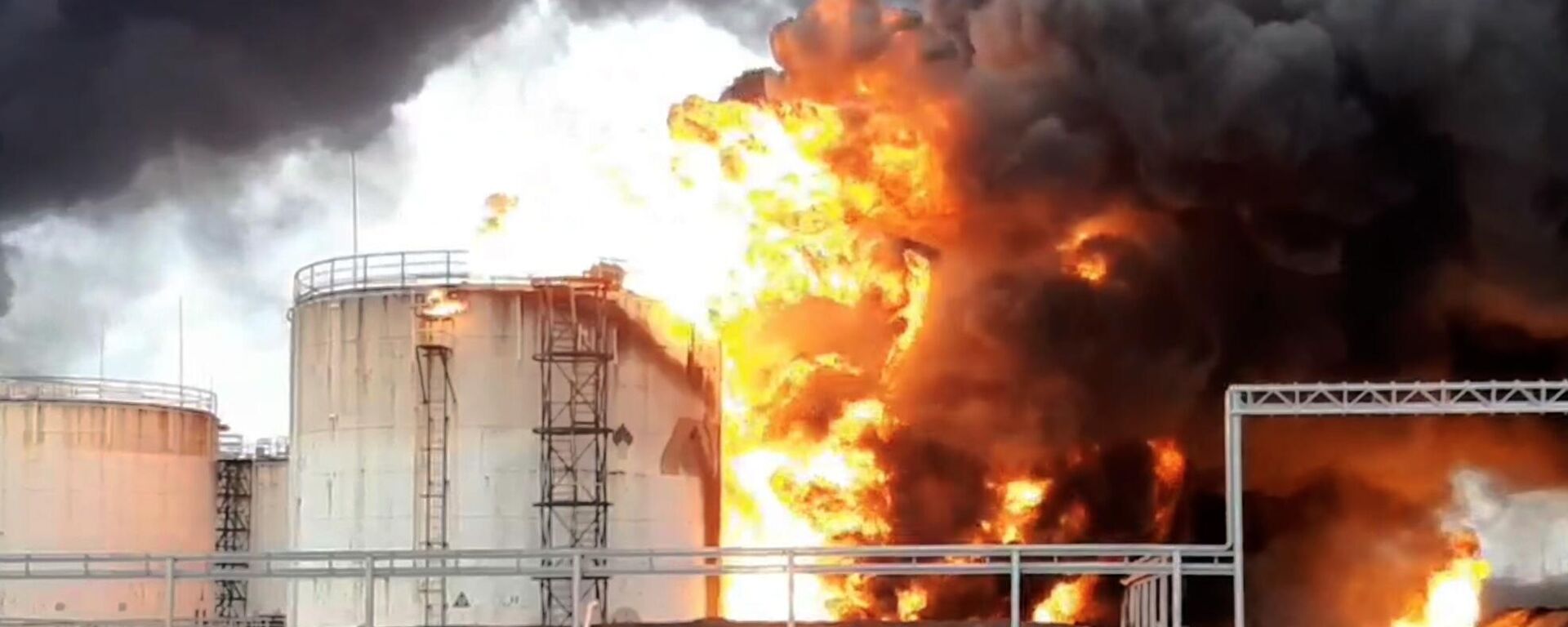 Ataque ucraniano a la ciudad rusa de Bélgorod - Sputnik Mundo, 1920, 11.05.2022