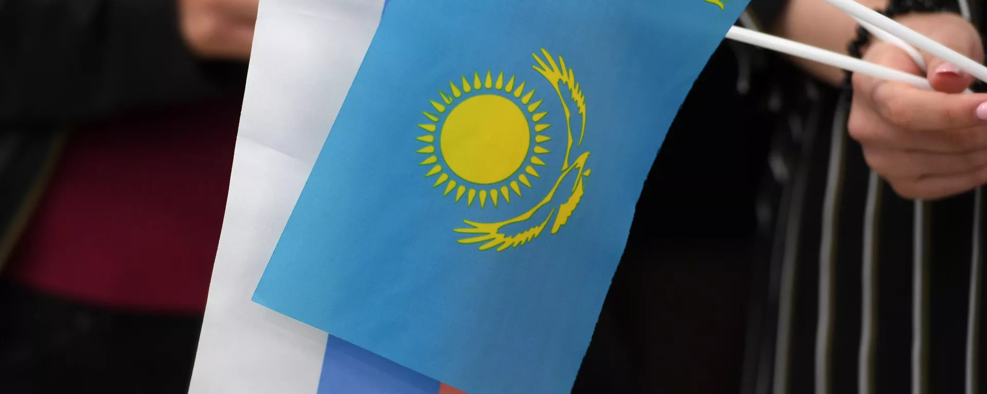 Las banderas de Kazajistán y Rusia Las banderas de Kazajistán y Rusia - Sputnik Mundo, 1920, 20.10.2022