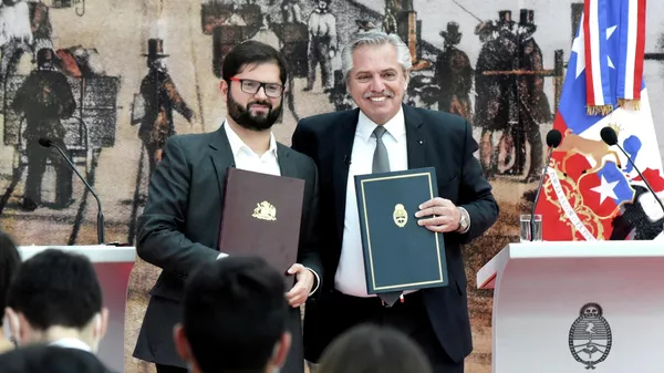 Gabriel Boric y Alberto Fernández en la Casa Rosada de Buenos Aires - Sputnik Mundo