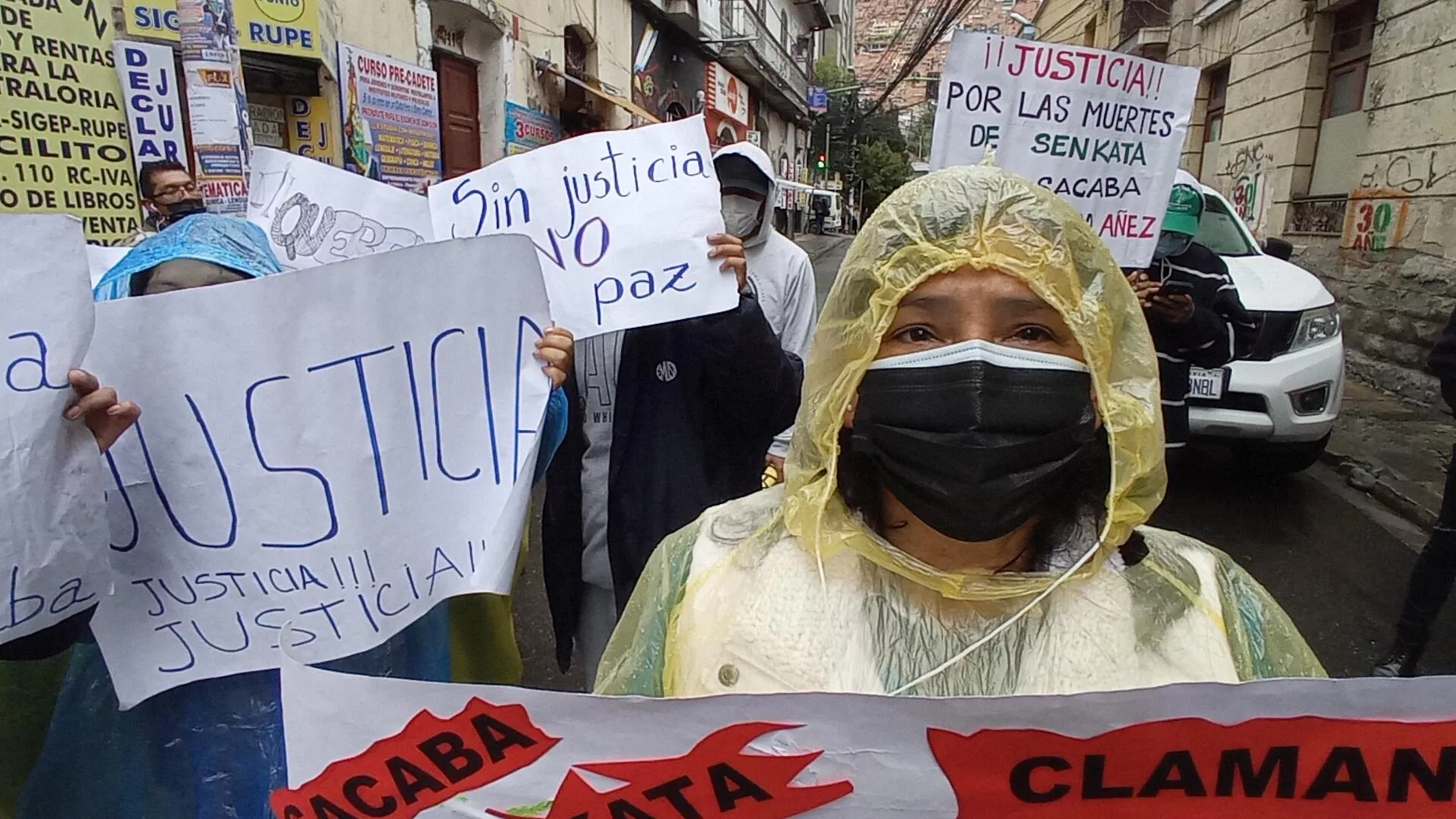 Manifestantes reclaman justicia en el primer juicio a Jeanine Áñez en Bolivia - Sputnik Mundo, 1920, 05.04.2022