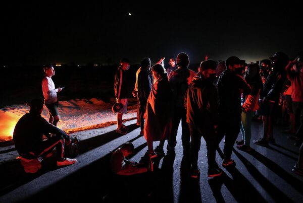 El presidente peruano, Pedro Castillo, ha anunciado el toque de queda en Lima en respuesta a la ola de protestas. - Sputnik Mundo