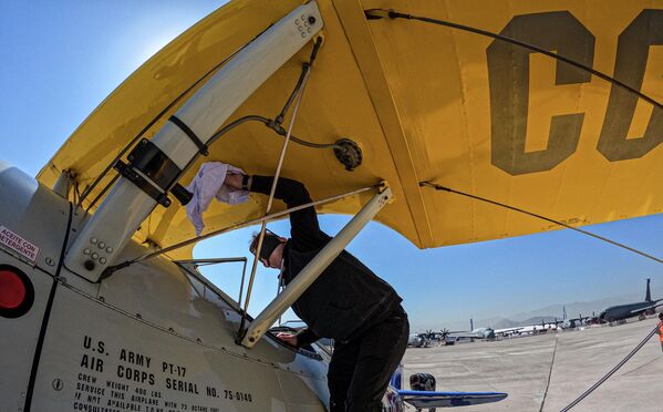 Desde el año 2006, la FIDAE se celebra en el sector norte del Aeropuerto Internacional Comodoro Arturo Merino Benítez, donde ha sido habilitada una zona especial para la exposición. - Sputnik Mundo