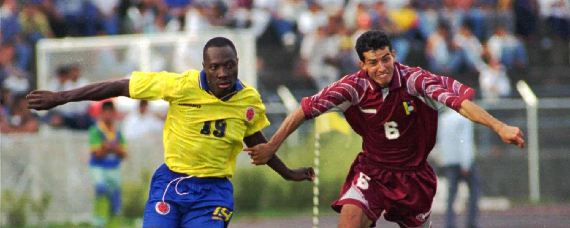 Freddy Rincón, el exfutbolista colombiano, (a la izuqierda) (archivo) Freddy Rincón, el exfutbolista colombiano, (a la izuqierda) (archivo) - Sputnik Mundo, 1920, 11.04.2022