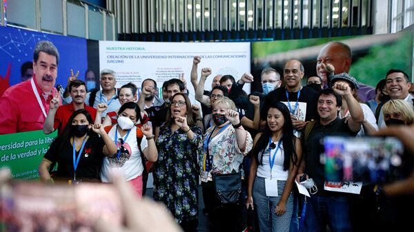 Delegados internacionales presentes en cumbre antifascista en Caracas - Sputnik Mundo