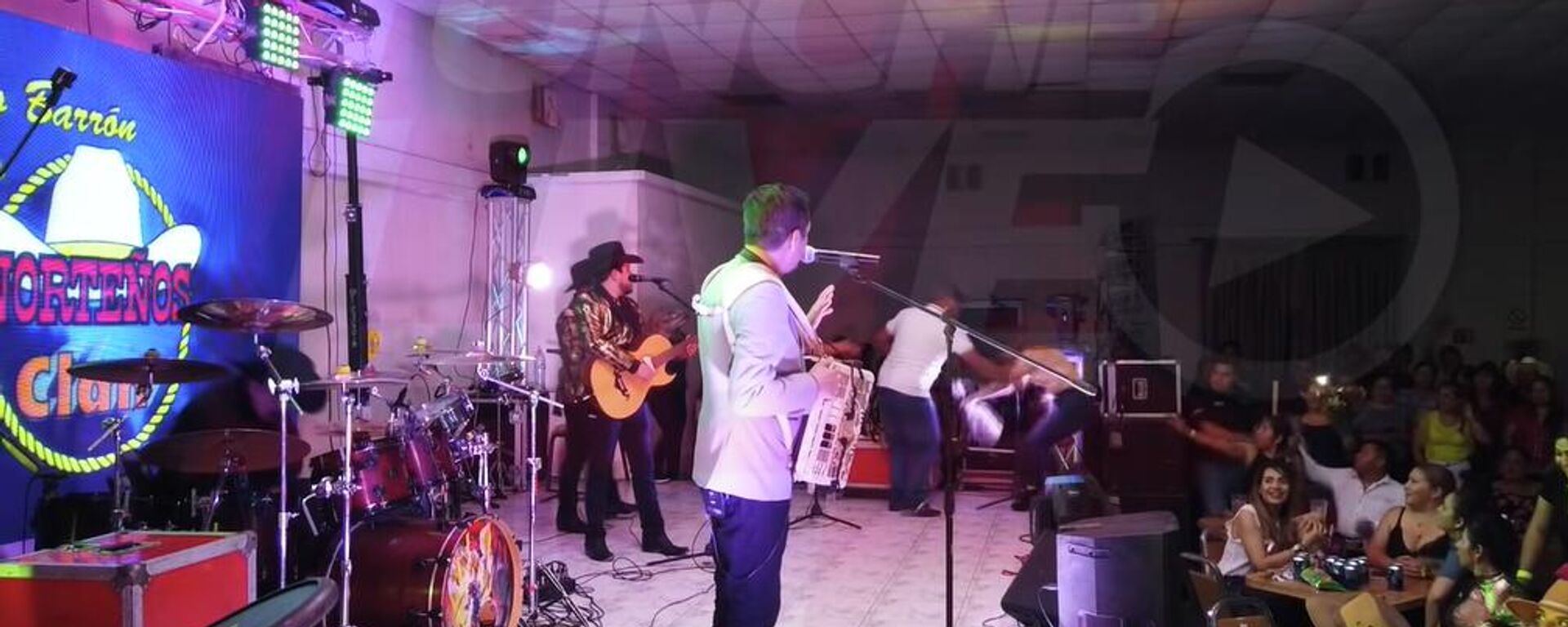 Agresión en pleno concierto  - Sputnik Mundo, 1920, 19.04.2022