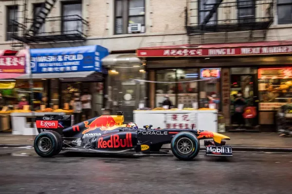 Viaje de Sergio 'Checo' Pérez de Nueva York a Miami - Sputnik Mundo
