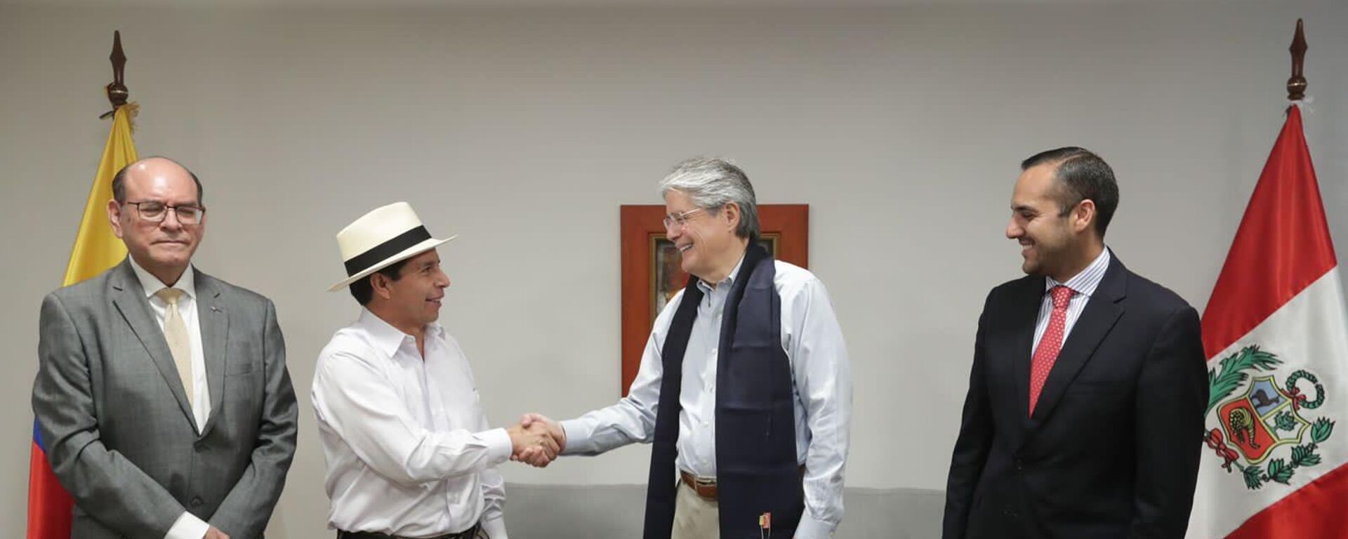 El presidente de Perú, Pedro Castillo, y el presidente de Ecuador, Guillermo Lasso - Sputnik Mundo, 1920, 29.04.2022