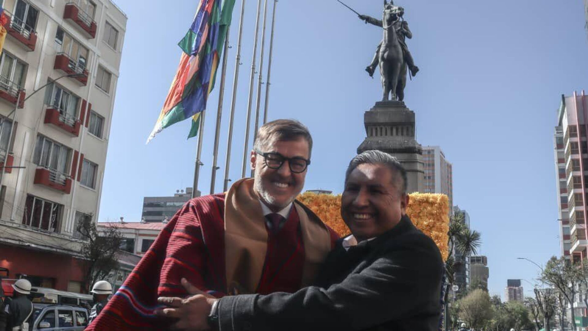 El canciller de Venezuela, Félix Plasencia, y su homólogo de Bolivia, Rogelio Mayta - Sputnik Mundo, 1920, 05.05.2022