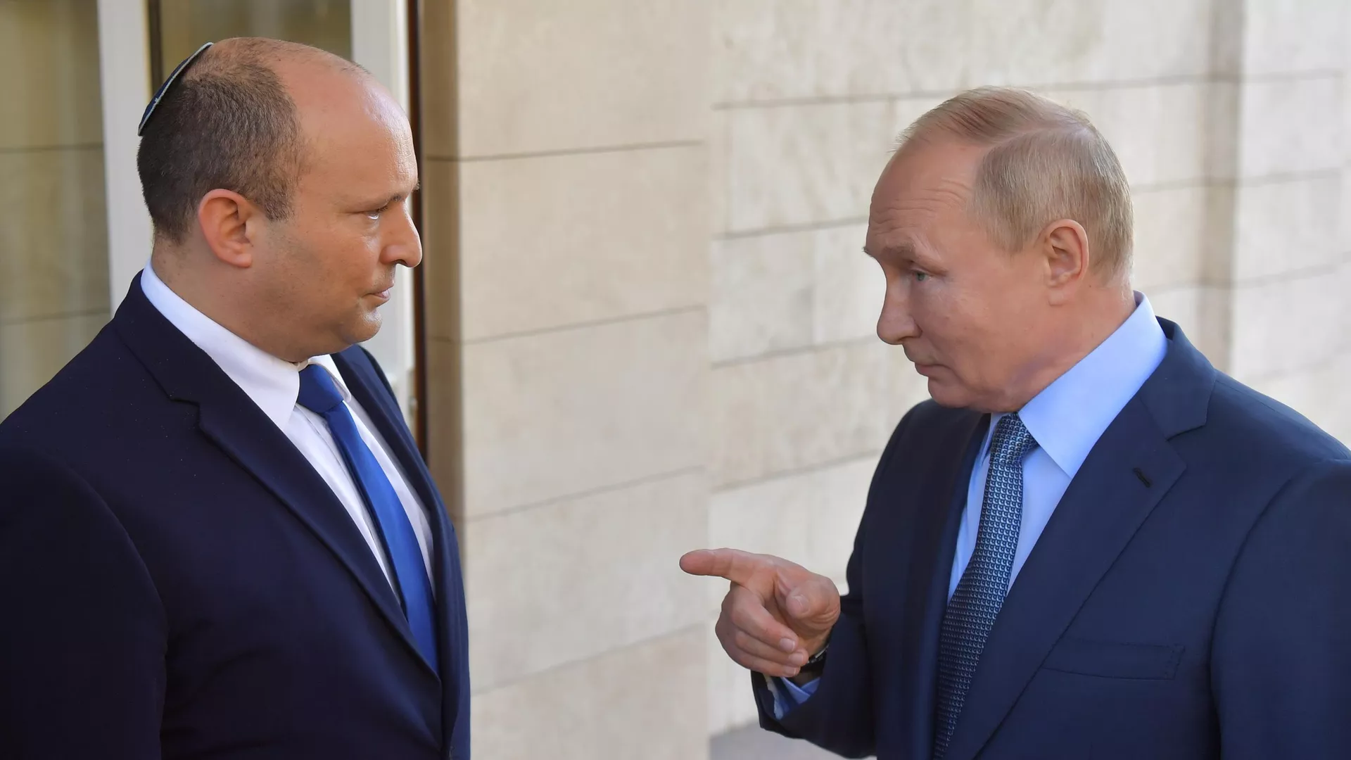El primer ministro de Israel, Naftali Bennett, y el presidente de Rusia, Vladímir Putin - Sputnik Mundo, 1920, 05.05.2022