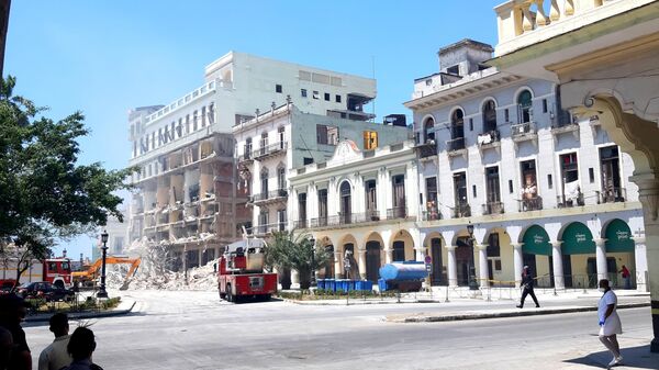 El Hotel Saratoga y sus alrededores en La Habana, tras la explosión del 6 de mayo  - Sputnik Mundo