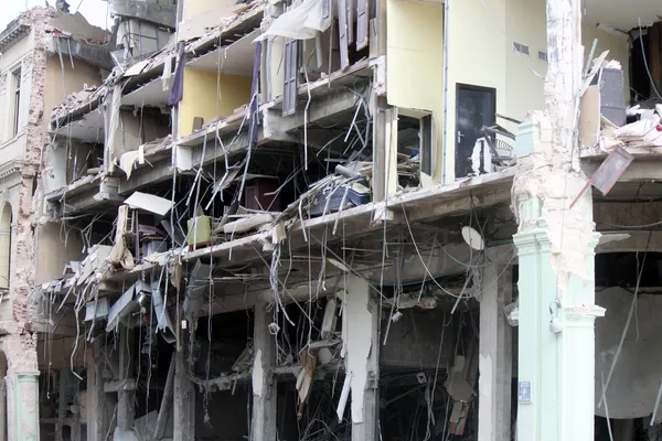 Operaciones de rescate en el siniestrado del hotel Saratoga de La Habana, Cuba Operaciones de rescate en el siniestrado del hotel Saratoga de La Habana, Cuba - Sputnik Mundo