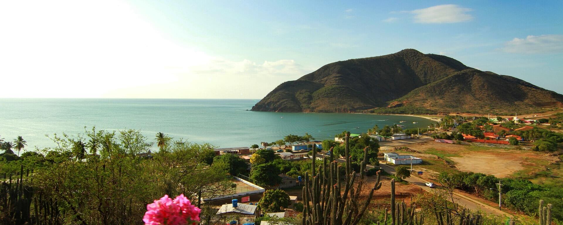 Una playa del estado de Nueva Esparta, Venezuela - Sputnik Mundo, 1920, 09.05.2022