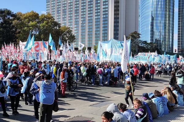 Organizaciones en la Marcha Federal - Sputnik Mundo