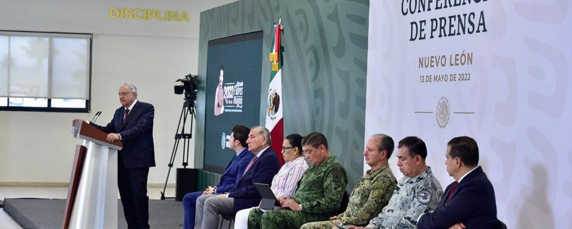 El presidente de México, el gobernador de Nuevo León y el gabinete federal de seguridad. El presidente de México, el gobernador de Nuevo León y el gabinete federal de seguridad. - Sputnik Mundo, 1920, 13.05.2022