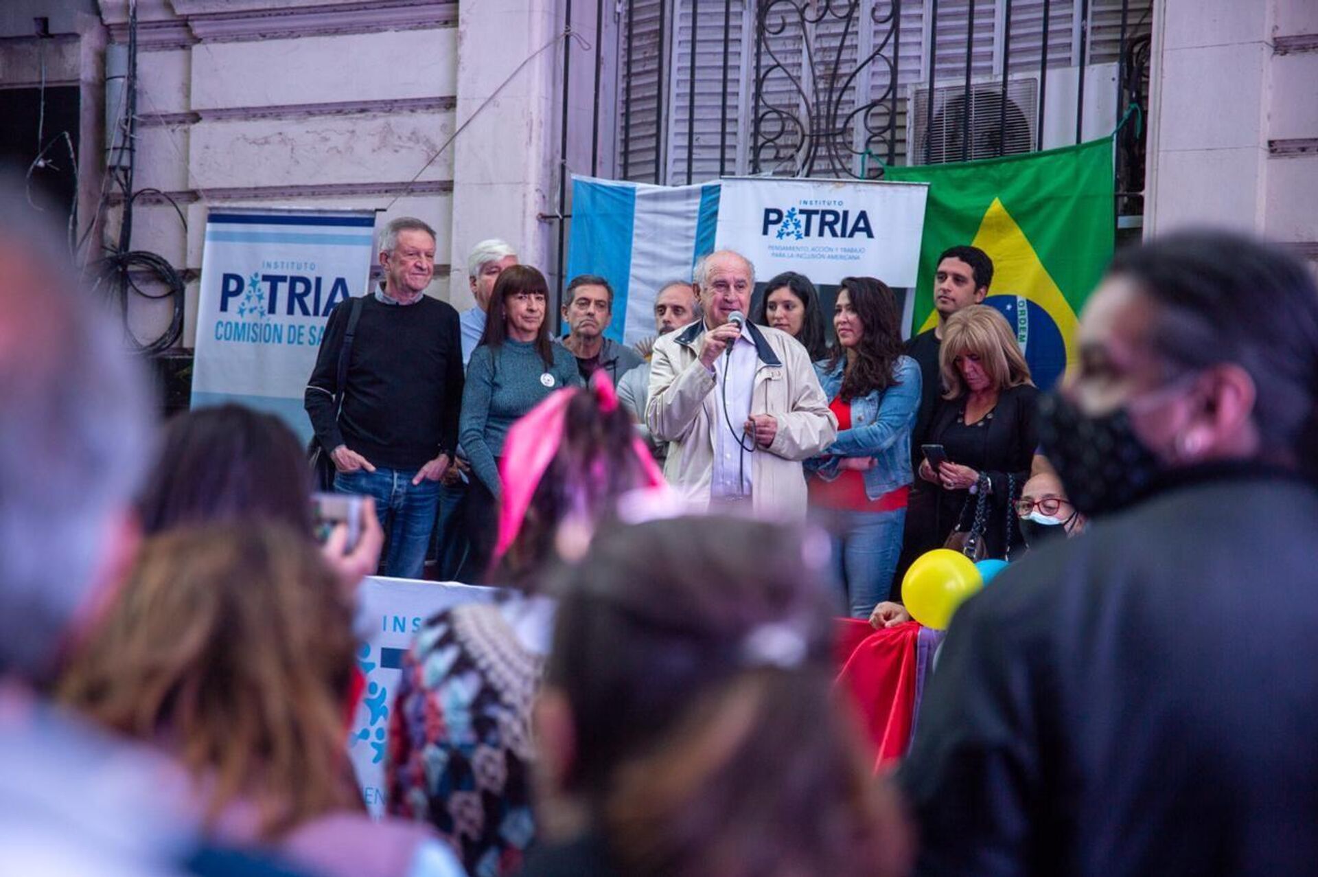 Oscar Parrili, del Instituto Patria, acto de lanzamiento del Comité Argentino Lula Presidente - Sputnik Mundo, 1920, 19.05.2022