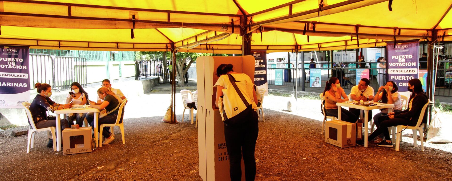 La votación de colombianos que residen en Venezuela La votación de colombianos que residen en Venezuela - Sputnik Mundo, 1920, 29.05.2022