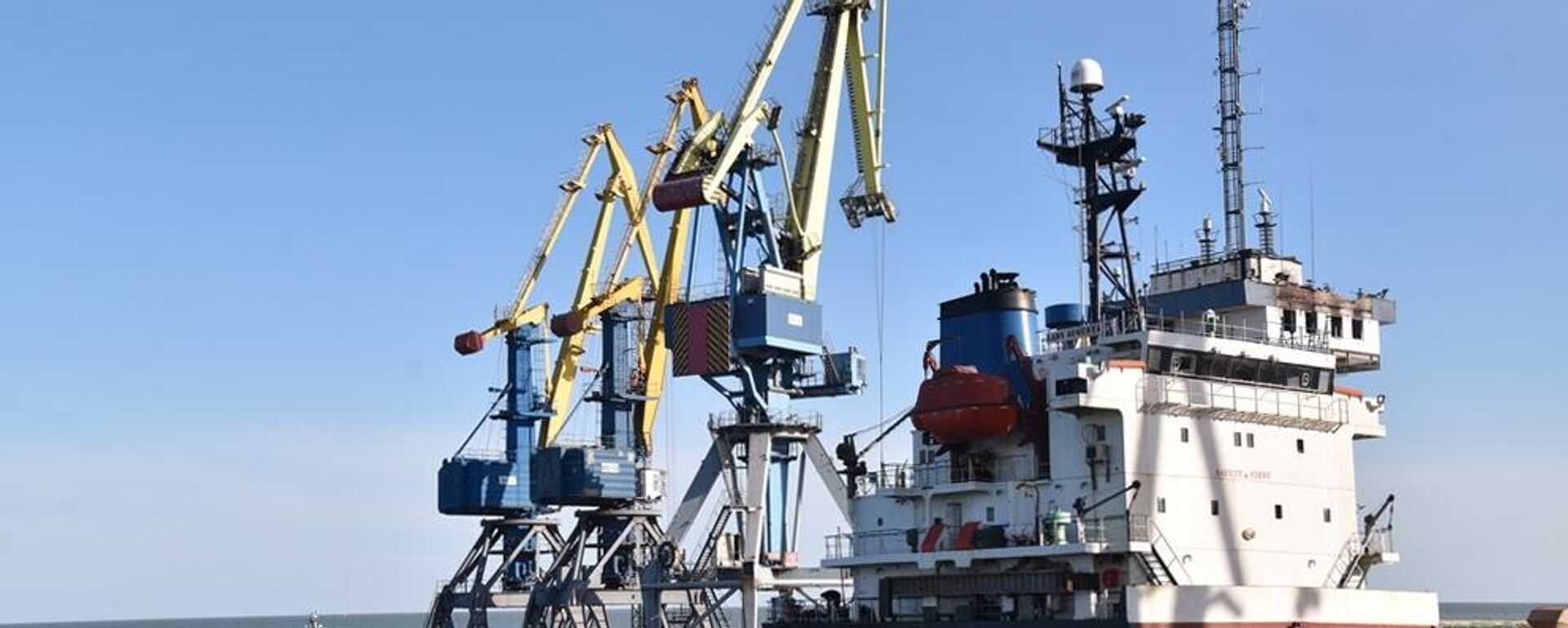 El puerto marítimo de Mariúpol  - Sputnik Mundo, 1920, 25.05.2022