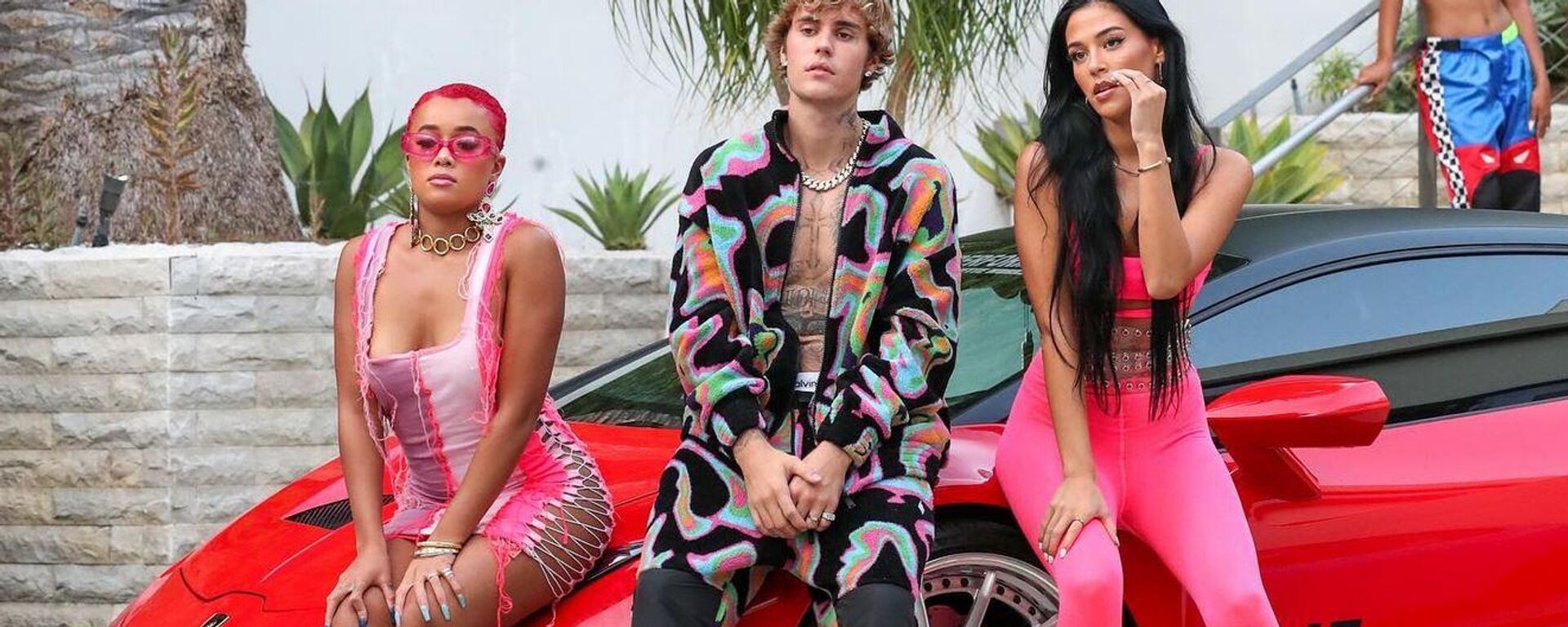 Justin Bieber con uno de sus autos - Sputnik Mundo, 1920, 29.05.2022