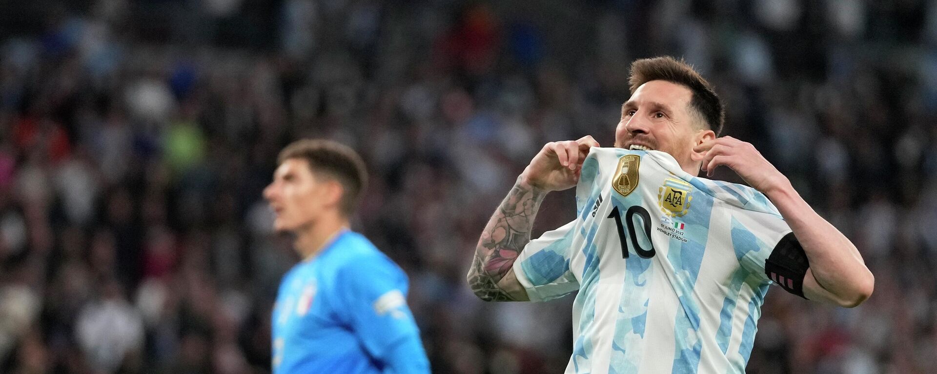 Lionel Messi frente a Italia en la Finalissima de Wembley - Sputnik Mundo, 1920, 26.11.2022