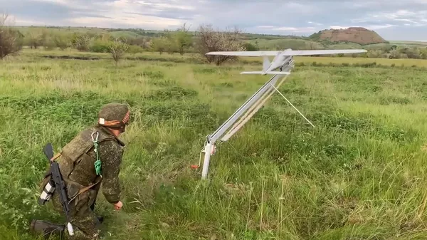 Un militar ruso - Sputnik Mundo
