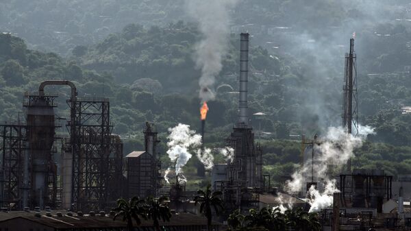 Una refinería de PDVSA - Sputnik Mundo