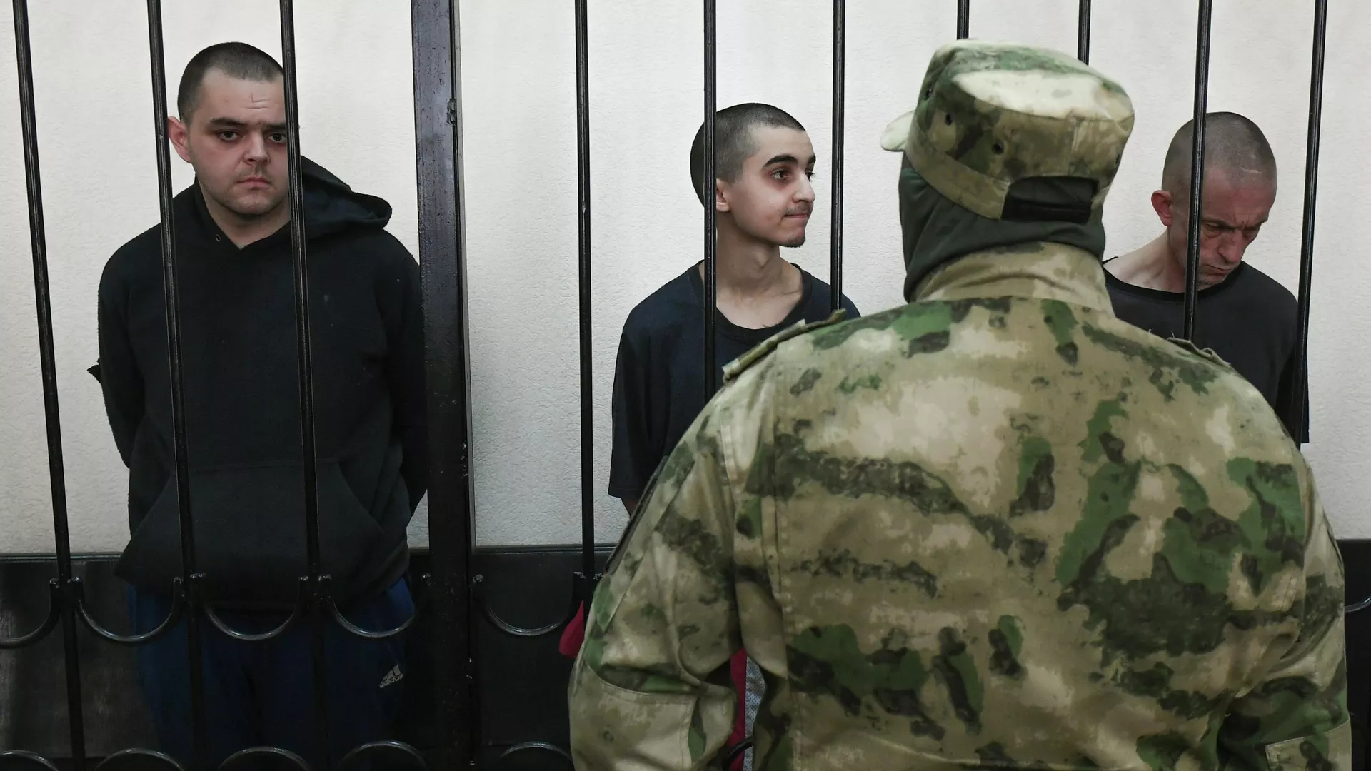 El Tribunal Supremo de Donetsk condena a muerte a 3 mercenarios extranjeros El Tribunal Supremo de Donetsk condena a muerte a 3 mercenarios extranjeros