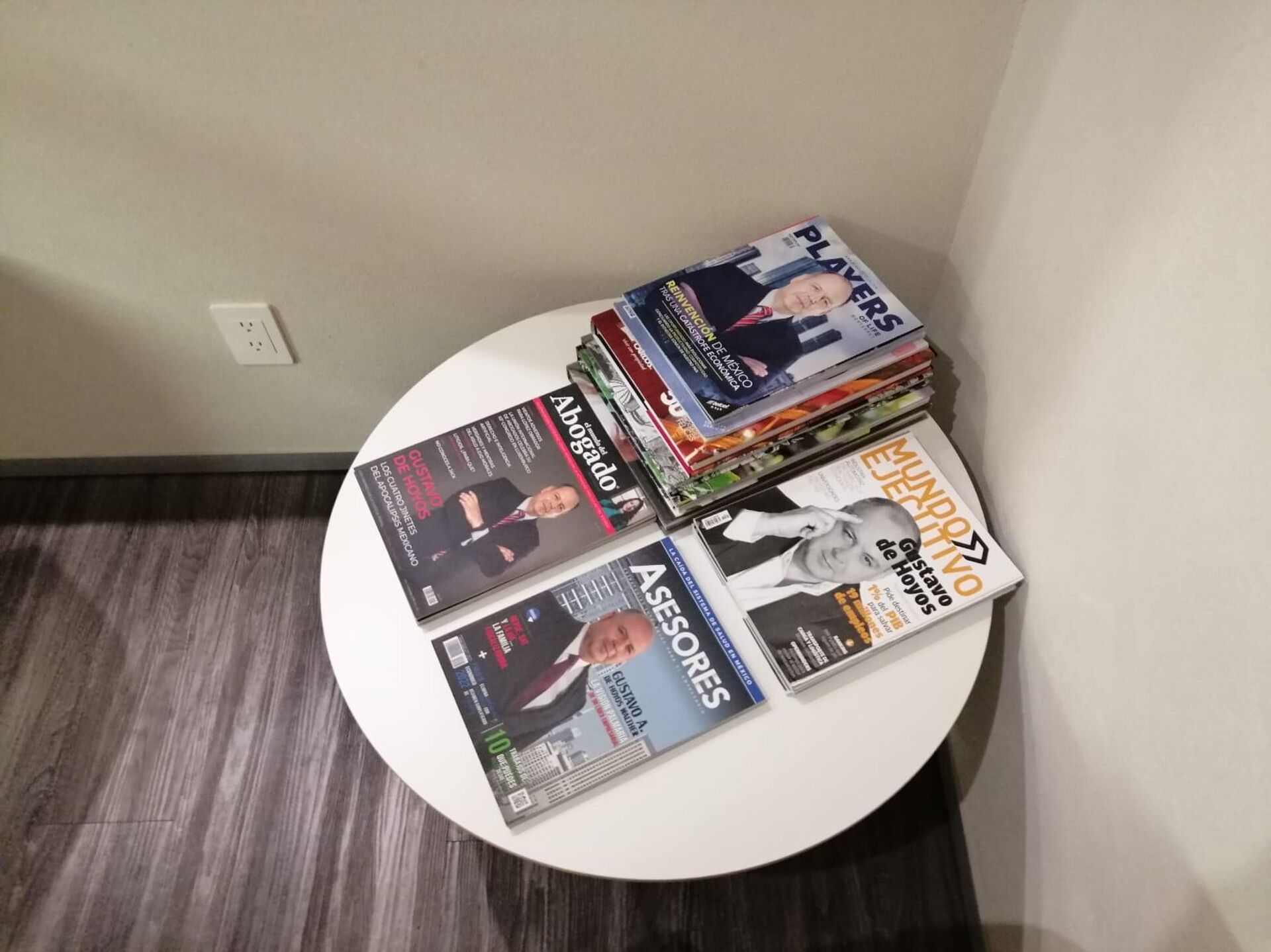 Vestíbulo de De Hoyos Avilés, en Polanco. - Sputnik Mundo, 1920, 10.06.2022