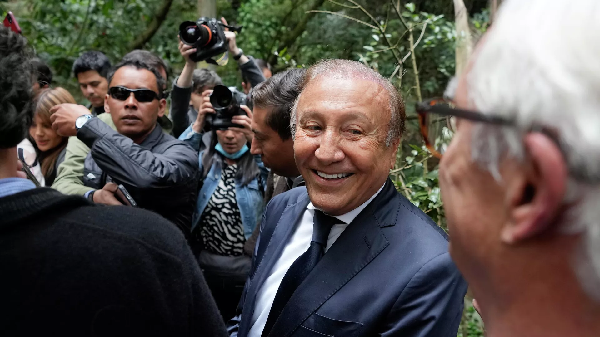 El candidato a la Presidencia de Colombia, Rodolfo Hernández, durante una recorrida El candidato a la Presidencia de Colombia, Rodolfo Hernández, durante una recorrida - Sputnik Mundo, 1920, 10.06.2022