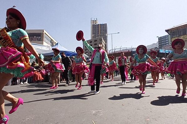 La fiesta del Gran Poder en la ciudad de La Paz - Sputnik Mundo