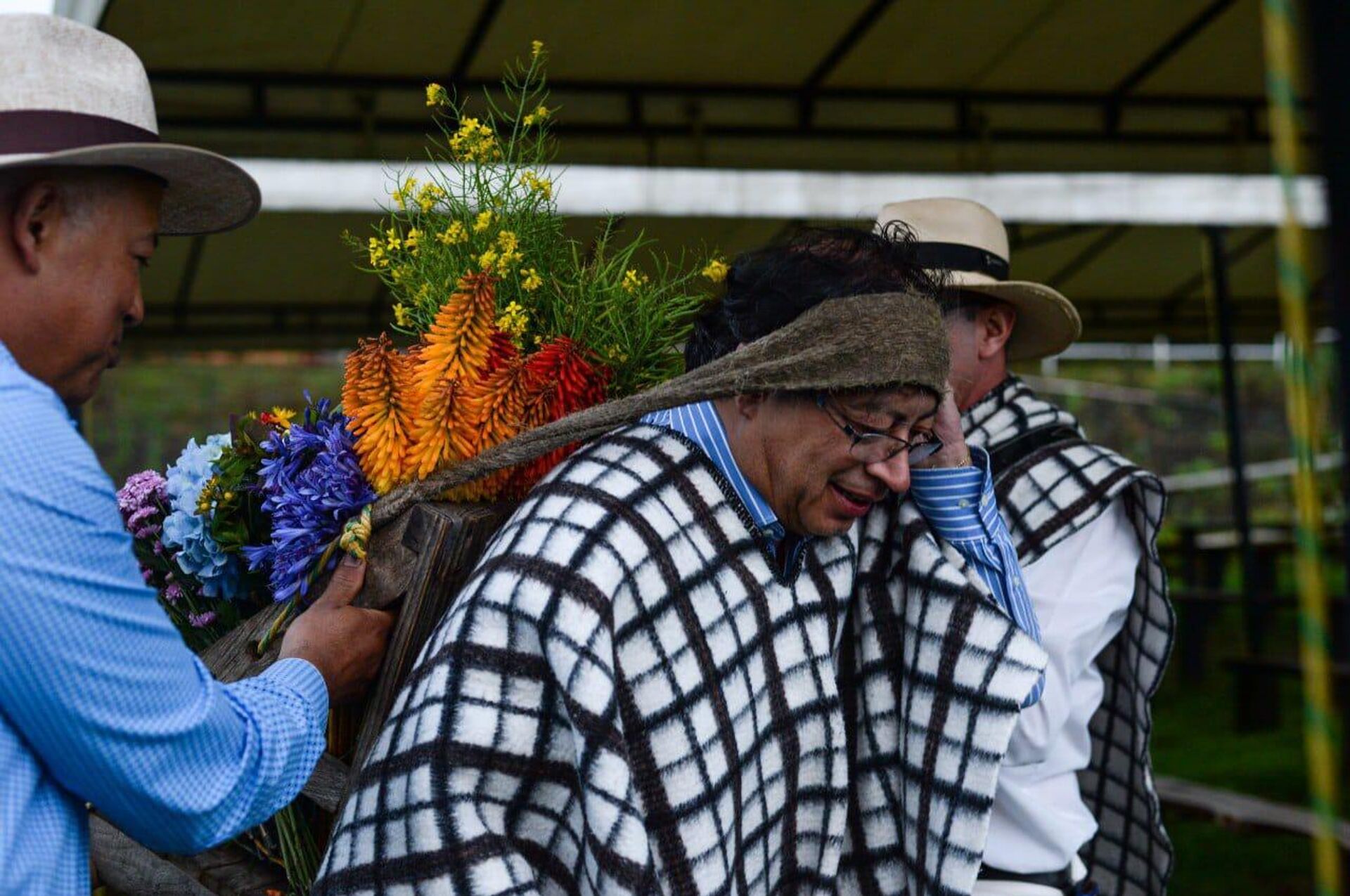 Gustavo Petro como silletero en Santa Elena, corregimiento de Medellín - Sputnik Mundo, 1920, 14.06.2022