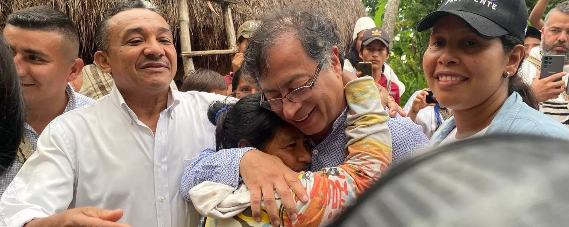 Gustavo Petro en su visita a la Sierra Nevada de Santa Marta Gustavo Petro en su visita a la Sierra Nevada de Santa Marta - Sputnik Mundo, 1920, 05.08.2022