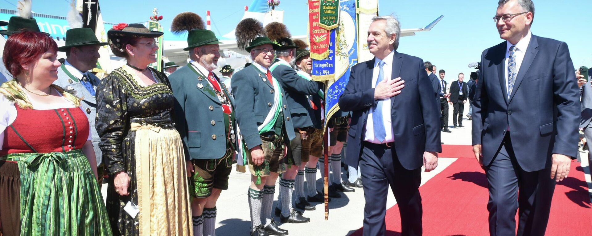 El presidente de Argentina, Alberto Fernández, llega a la ciudad alemana de Múnich - Sputnik Mundo, 1920, 27.06.2022