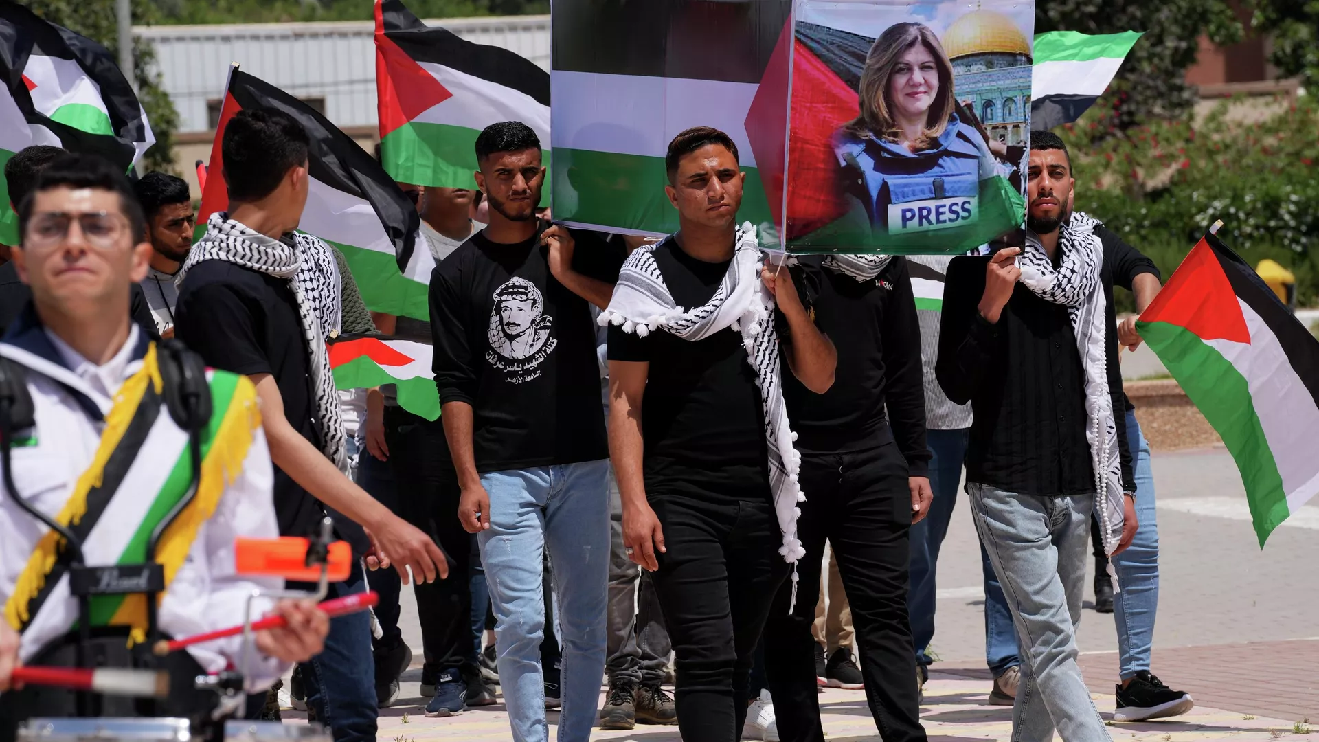  Un funeral simbólico por la periodista asesinada de 'Al Jazeera', Shireen Abu Akleh
