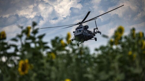 Un helicóptero ruso - Sputnik Mundo