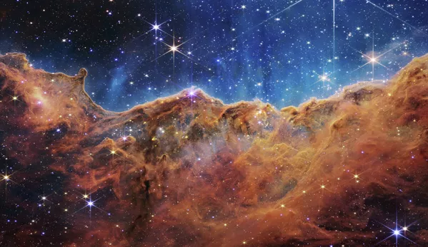 Una imagen del área de formación estelar de NGC 3324 en la nebulosa de Carina tomada por el telescopio espacial James Webb. - Sputnik Mundo