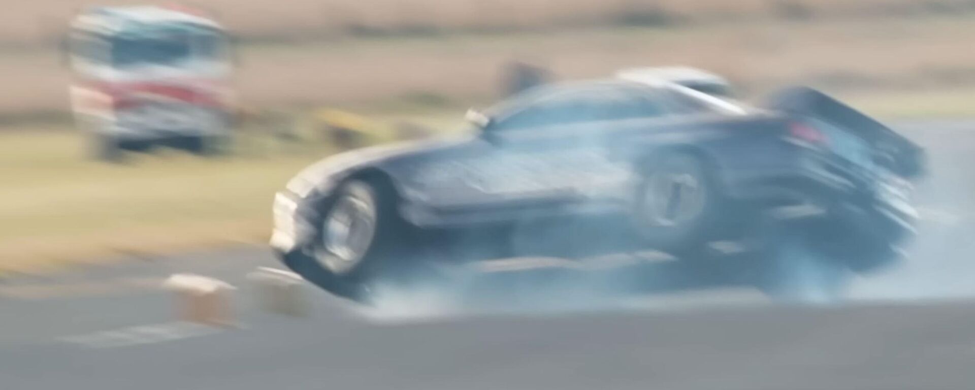 El accidente de un Nissan GT-R en Australia - Sputnik Mundo, 1920, 19.07.2022