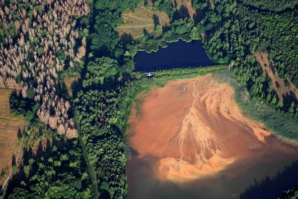 El lago Bollrich seco, cerca de Goslar, Alemania. - Sputnik Mundo