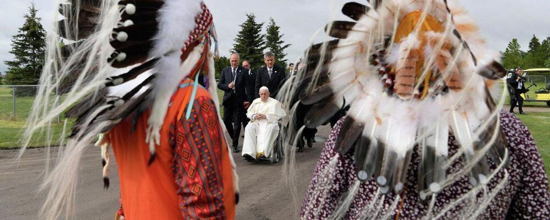 El líder de la iglesia católica de visita en Canadá. - Sputnik Mundo, 1920, 25.07.2022