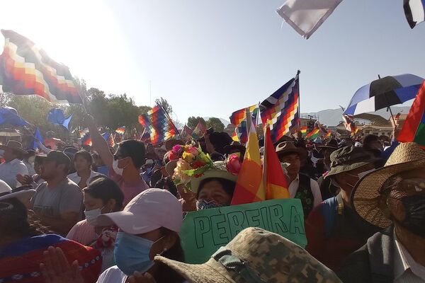 La comunidad de Ucureña, en el municipio de Cliza, celebra la visita de Luis Arce - Sputnik Mundo