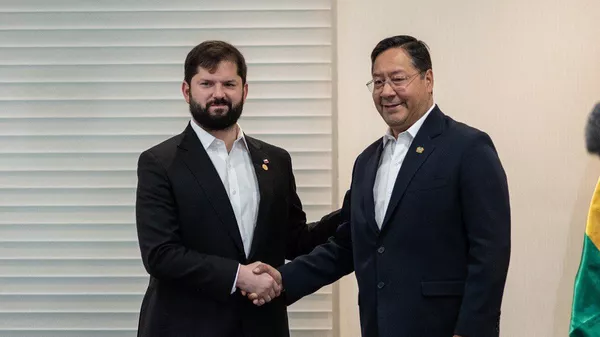 Los presidentes de Chile y Bolivia, Gabriel Boric y Luis Alberto Arce - Sputnik Mundo