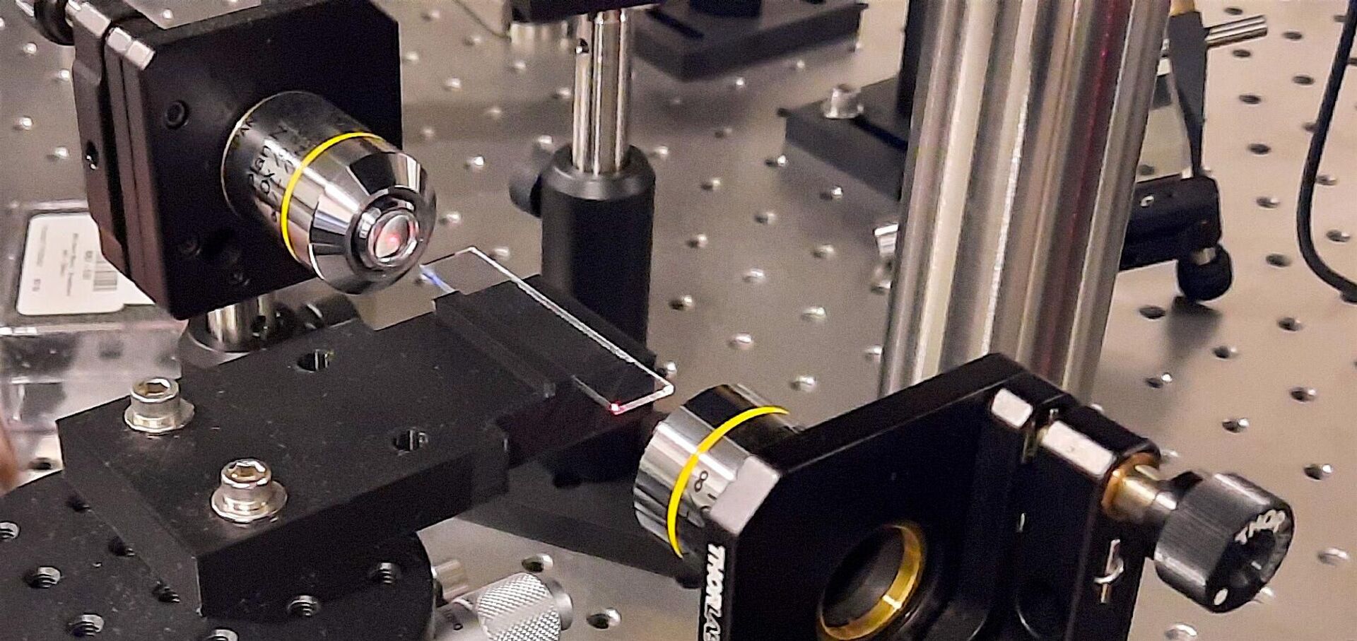 Vidrio fotónico modificado con láser - Sputnik Mundo, 1920, 09.08.2022
