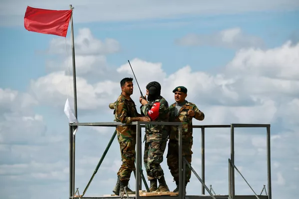 También hay representantes de Oriente Medio, como el equipo de Siria que también realizó sus preparativos con los carros de combate T-72B3. También hay representantes de Oriente Medio, como el equipo de Siria que también realizó sus preparativos con los carros de combate T-72B3. - Sputnik Mundo