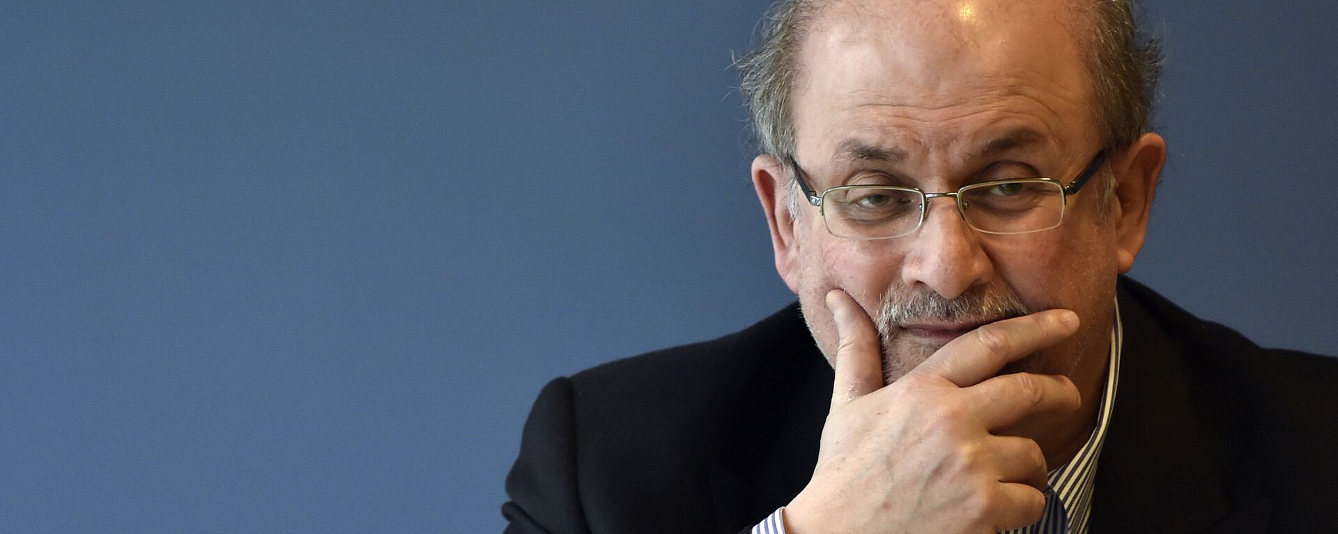 Salman Rushdie - Sputnik Mundo, 1920, 12.08.2022