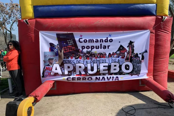 Ciclo-marcha por el Apruebo en Santiago Ciclo-marcha por el Apruebo en Santiago - Sputnik Mundo