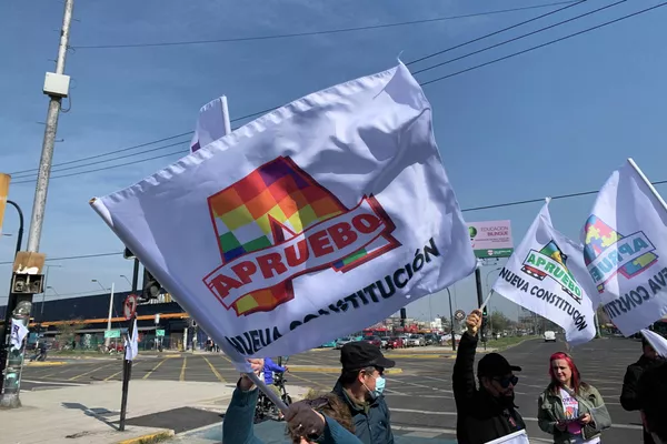 Ciclo-marcha por el Apruebo en Santiago Ciclo-marcha por el Apruebo en Santiago - Sputnik Mundo