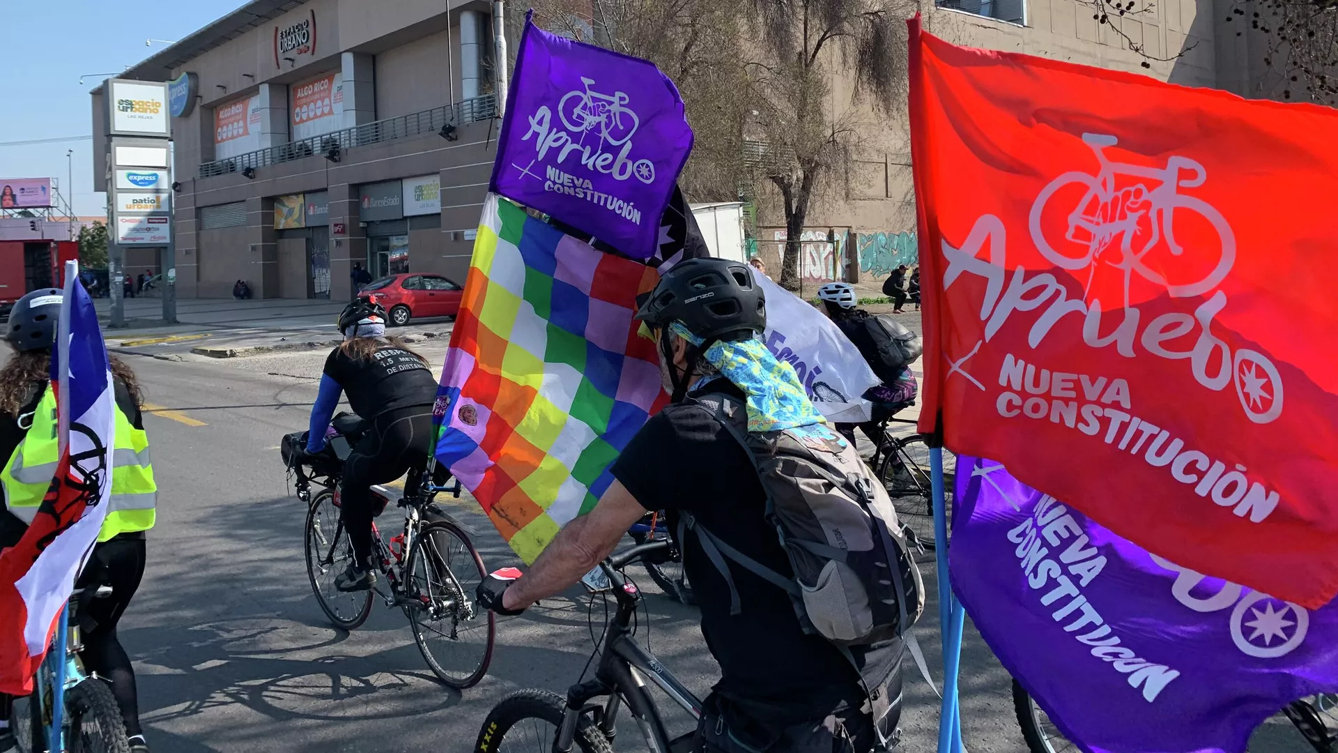 Ciclo-marcha por el Apruebo en Santiago Ciclo-marcha por el Apruebo en Santiago - Sputnik Mundo, 1920, 14.08.2022