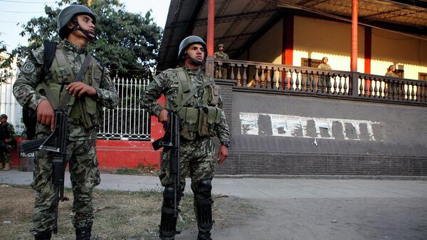 Militares peruanos (imagen referencial) - Sputnik Mundo